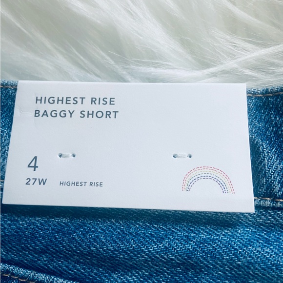 NWT American Eagle Highest Rise Sz 4 Baggy Embroidery Women’s Shorts - Picture 8 of 13